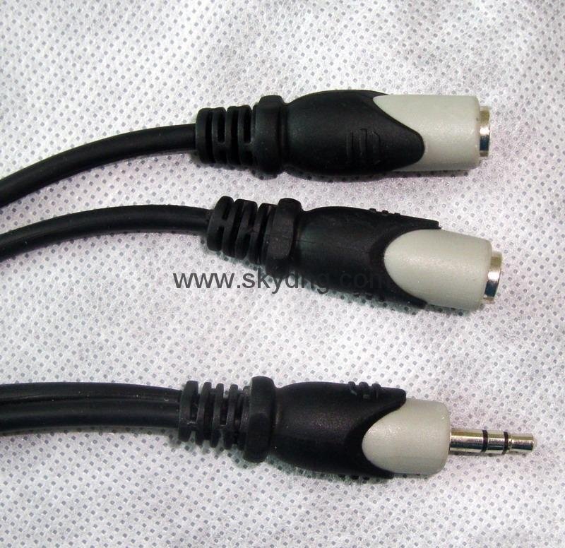 3.5mm to RCA AV Cables 5