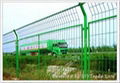 wire mesh fence 