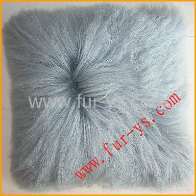 Fur cushion  2