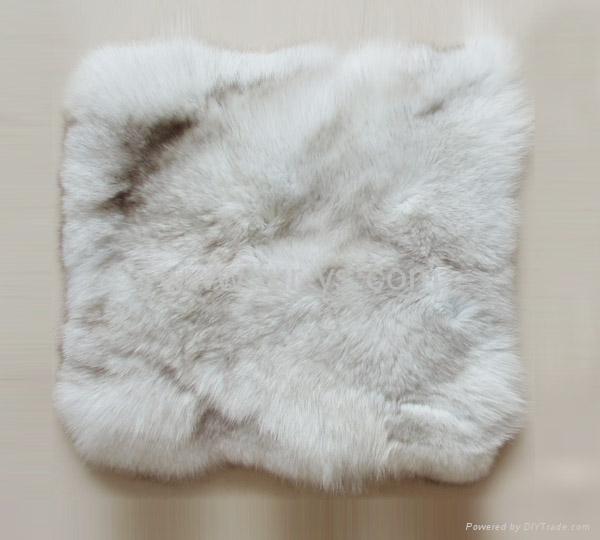 Fur cushion  3