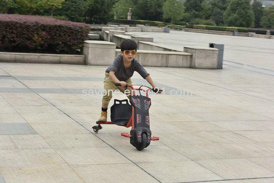 New Arrival Kids CE Electric Prayer 3 Wheel Colourful Drift Trike Scooter 4