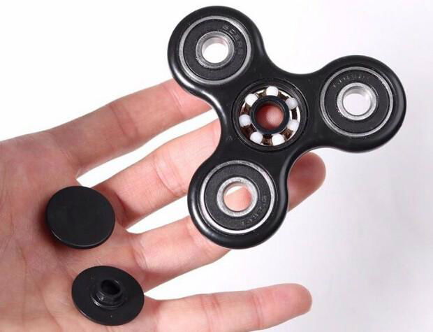 2017 Hot Selling Metal Ball Bearing Focus Hand Fidget Spinner Toy 4