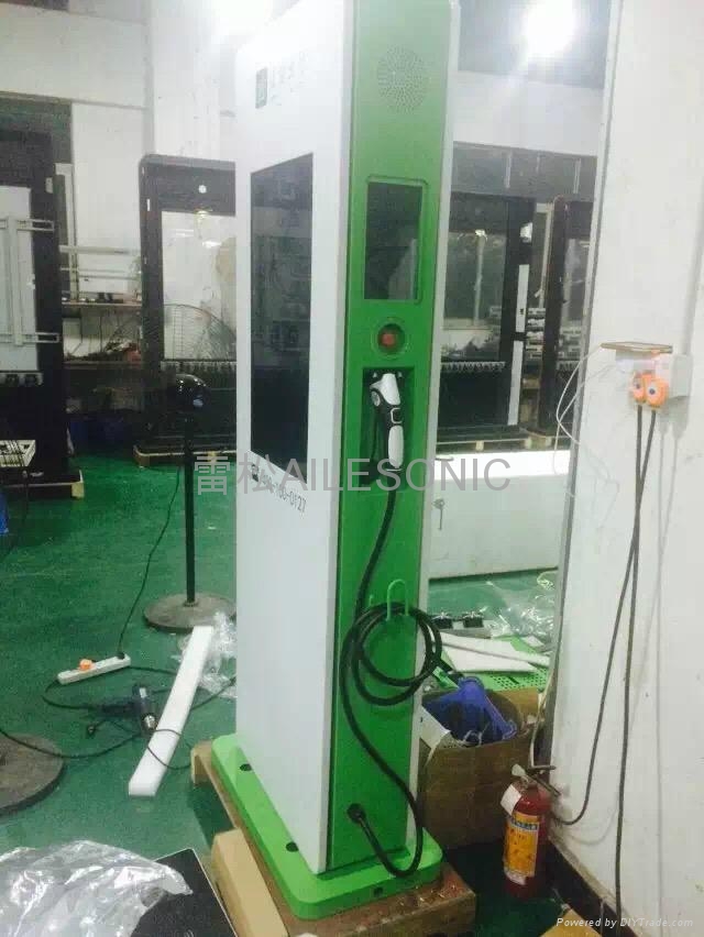 戶外信息查詢機，戶外高亮一體機，戶外廣告充電樁，戶外指示牌 3
