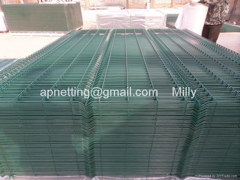 3D welded wire mesh fences/welded panel fencing/wire fencing panels