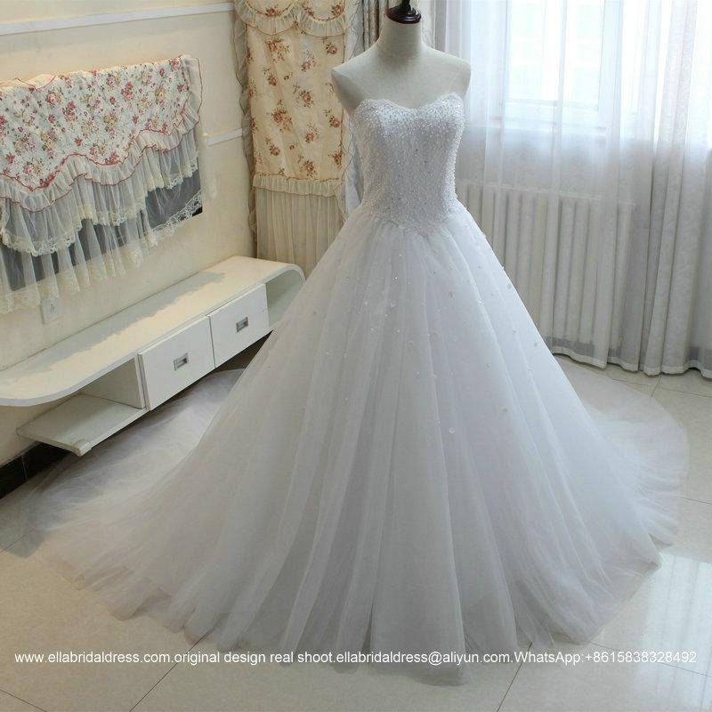 Luxury Sweetheart Strapless Lace Tulle Wedding Dress With Long Train G198 3