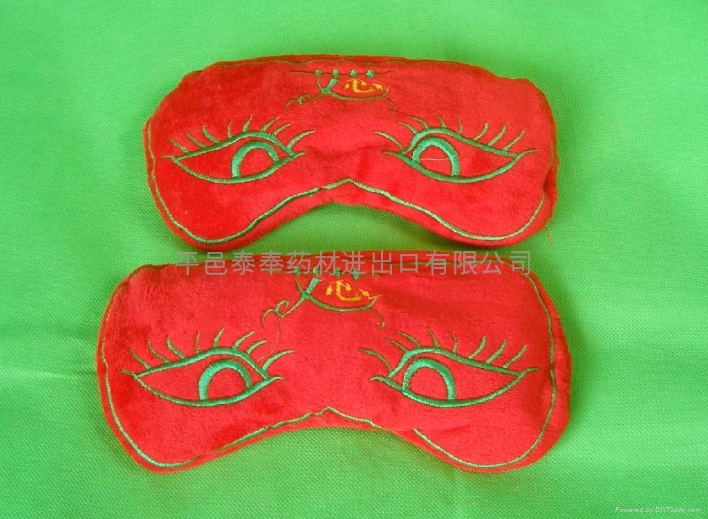 Bags of leaves treated moxibustion for Protect eyes