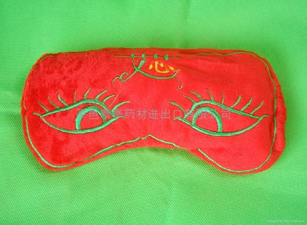 Bags of leaves treated moxibustion for Protect eyes 2