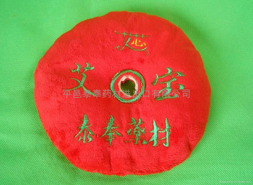 Bags of leaves treated moxibustion for Protect breast