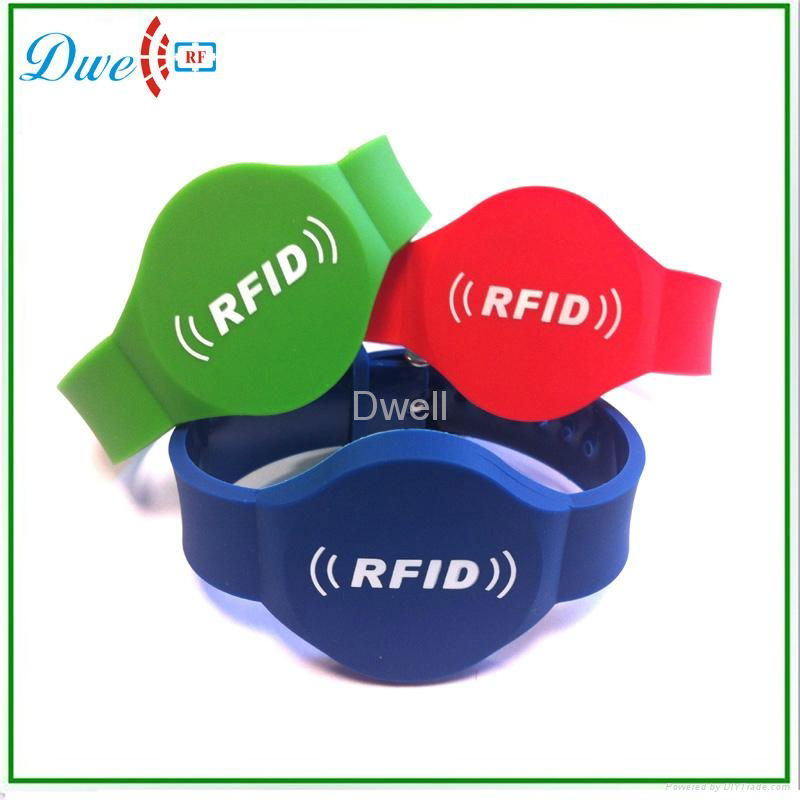 TK4100 , S50,S70 ,65mm or 74MM or RFID Silicon wristband tag keychain 