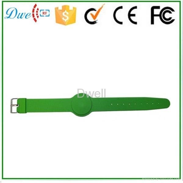 mixed color 125khz or  13.56mhz mf 1k adjustable silicon rfid wristband 2