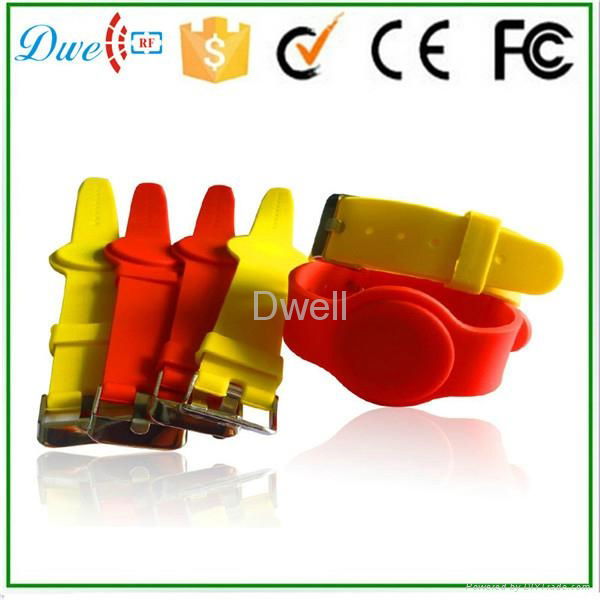 mixed color 125khz or  13.56mhz mf 1k adjustable silicon rfid wristband 5