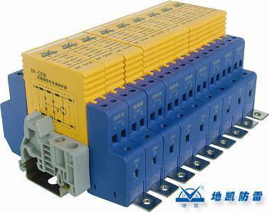 地凯热拔插式信号防雷器