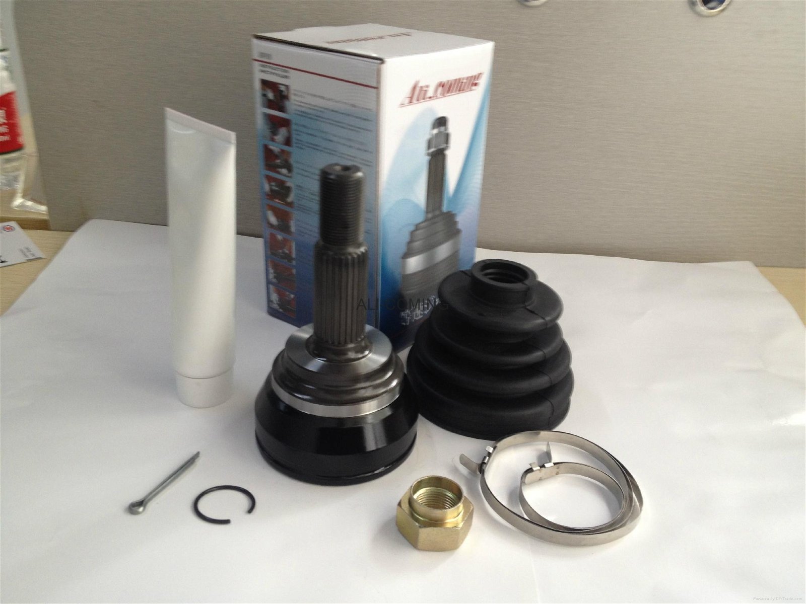 TOYOTA CAMRY 2.4 OUTER CV JOINT 3