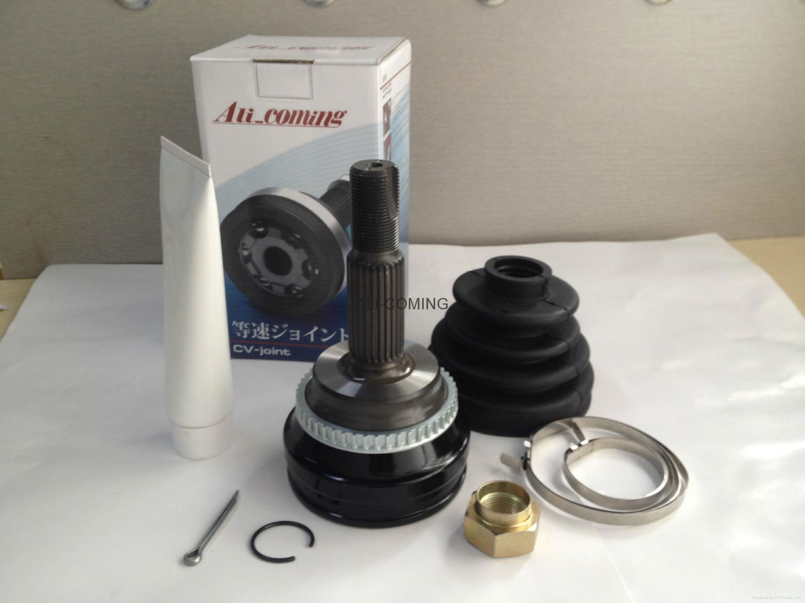 TOYOTA CAMRY 2.4 OUTER CV JOINT 4