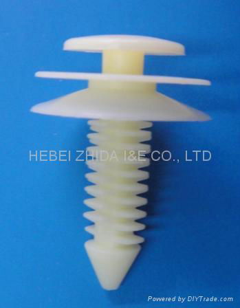 auto plastic fastener 4