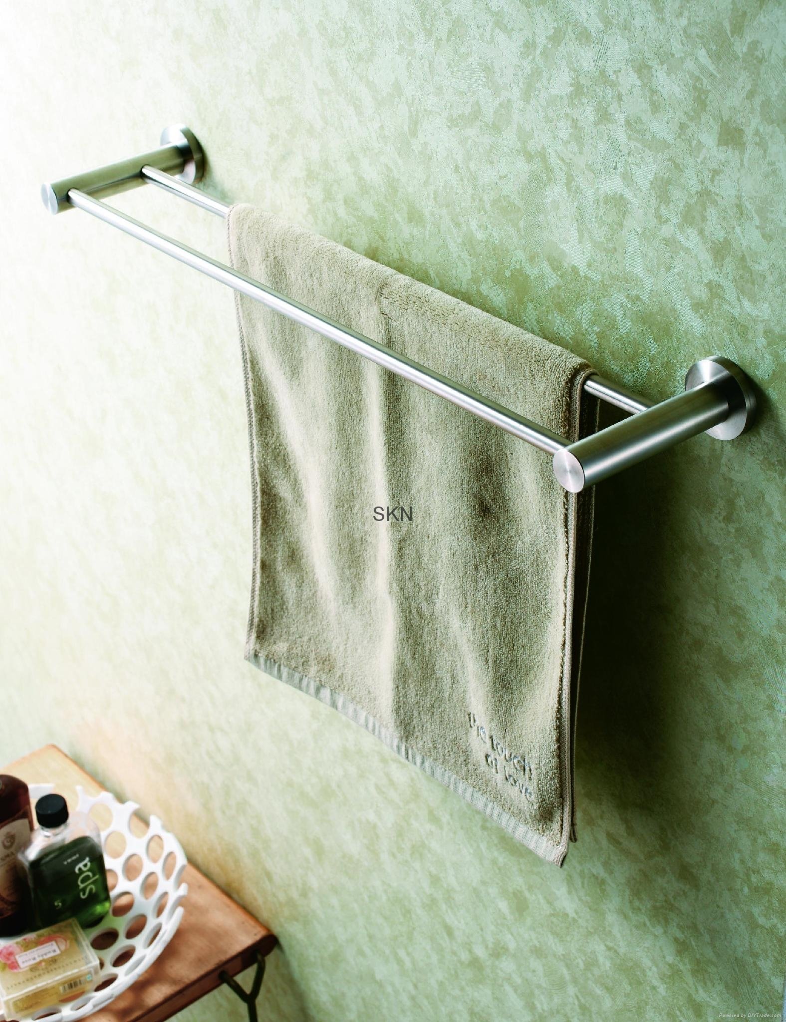 Bathroom accessories - Double towel rail
