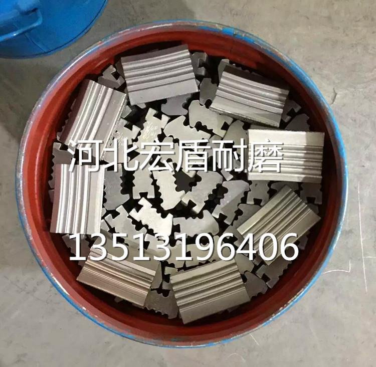 Special alloy for crusher high manganese steel hammer 5