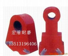 Tungsten titanium alloy embedded in hammer head of crusher