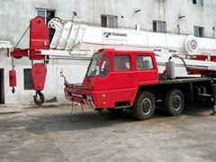 truck crane