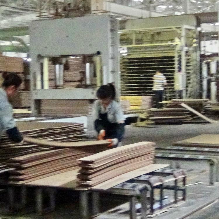 Laminated flooring production machines 4