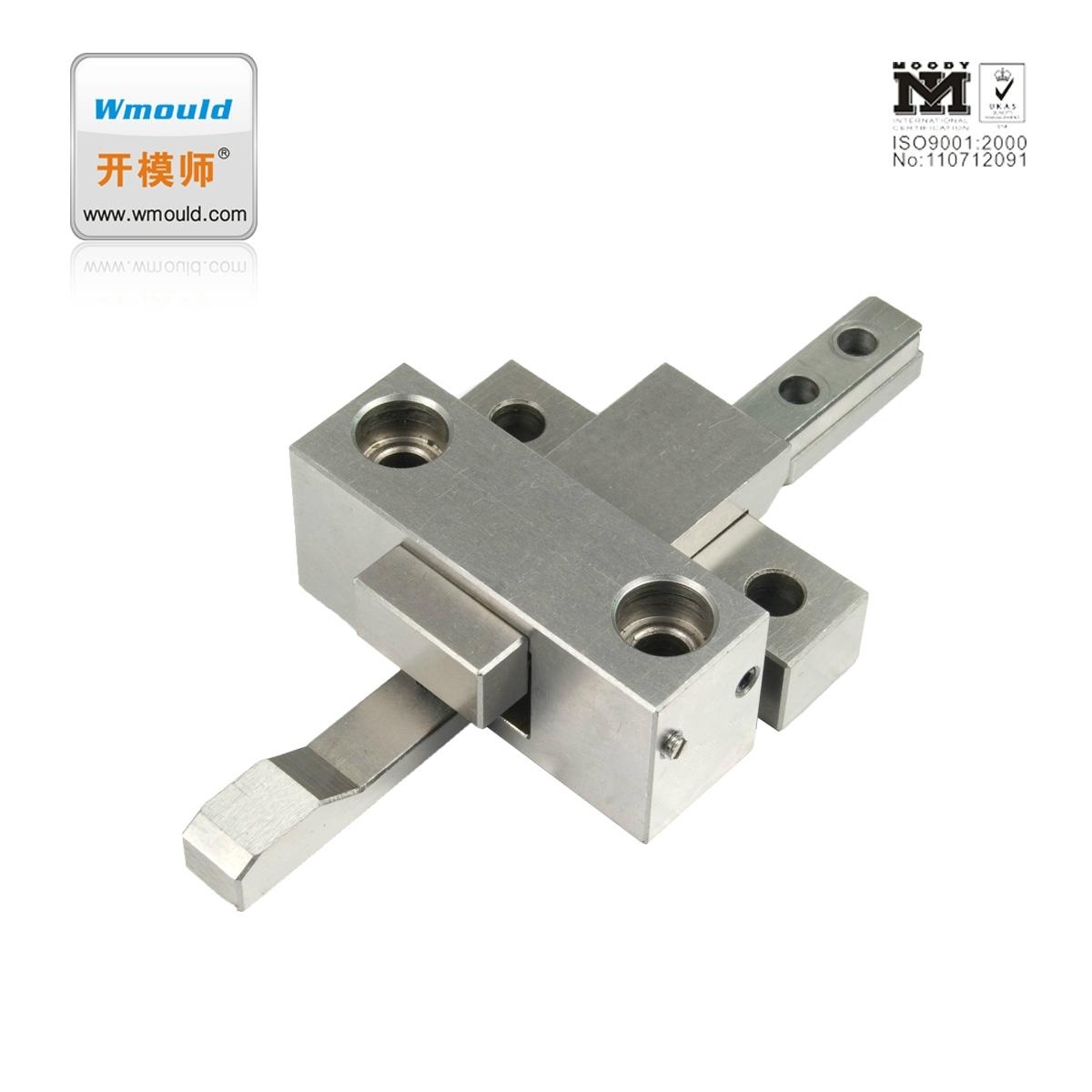 Mold latch lock with plastic injection mould component 3