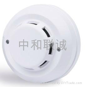 UH 4 wire smoke fire detector with high safety