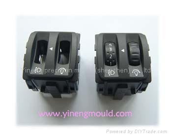 Double injection mould