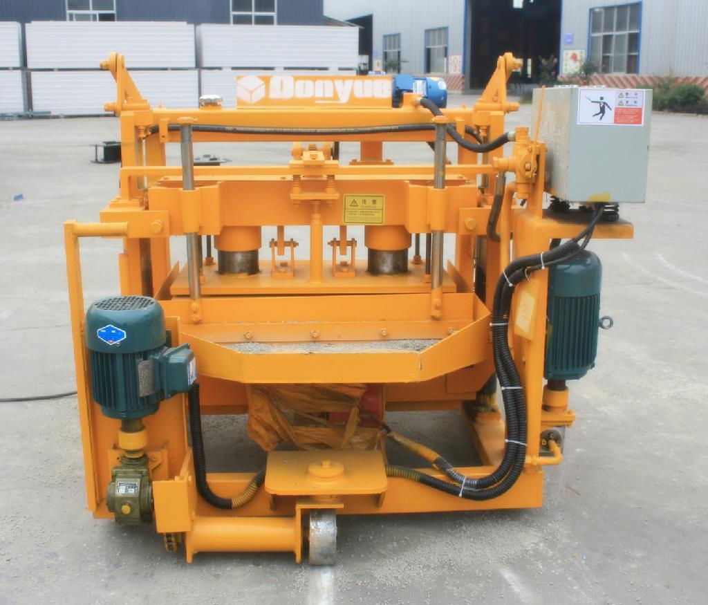 QT40-3 Mobile block machine,egg layer block machine,moving block machine 5