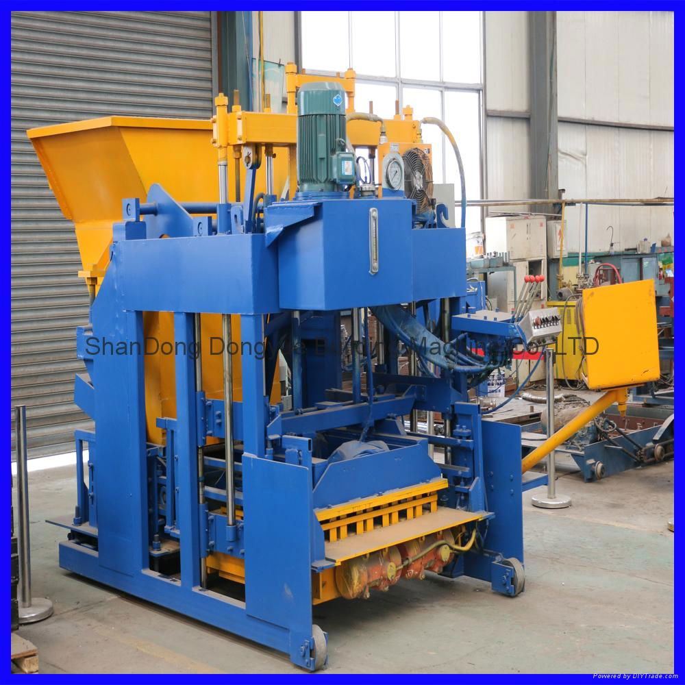 QTM10-15 movable block machine,egg layer block machine,mobile brick machine 2