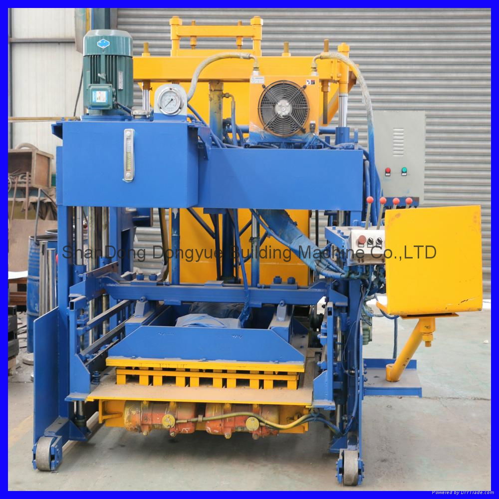 QTM10-15 movable block machine,egg layer block machine,mobile brick machine 3