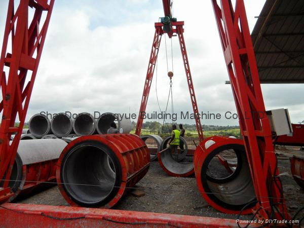 Good quality cement pipe forming machine / concrete water pipe making machinery  3