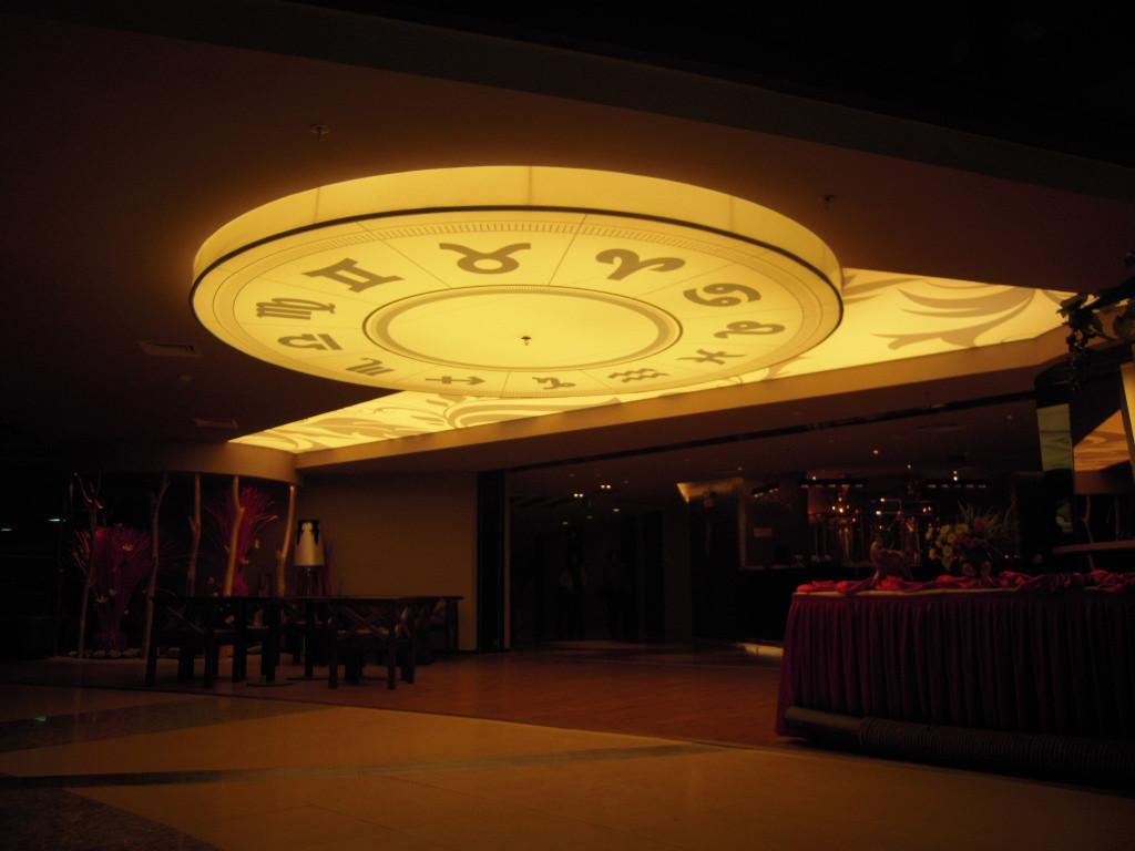 软膜天花发光吊顶