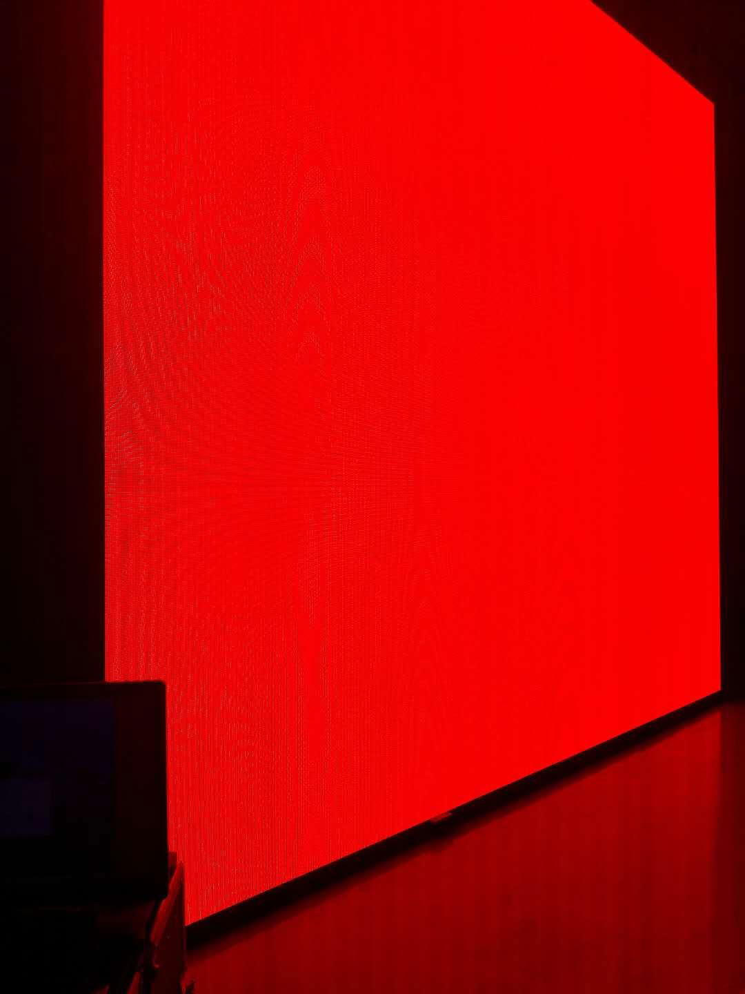 P4.75 Indoor LED Video Wall Panel Tiles Screen Display Chauvet F4 4