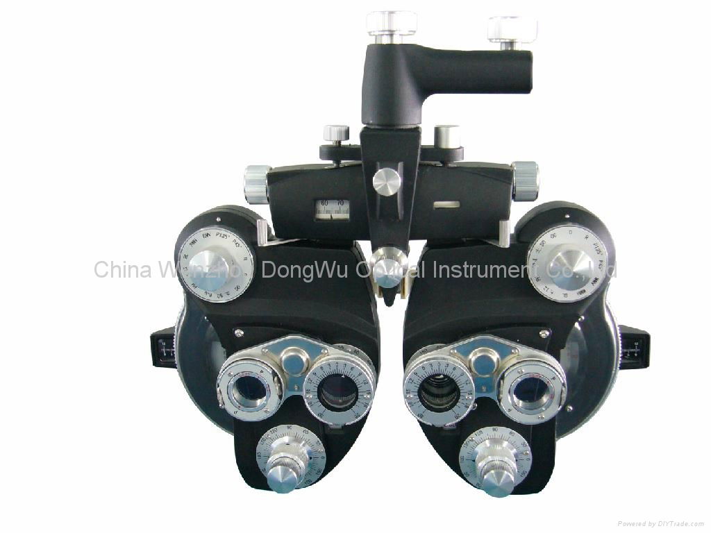 TW-1450E  Phoropter (black color and white color)
