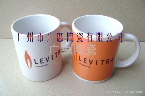 Hot and cold color temperature Cup Cup