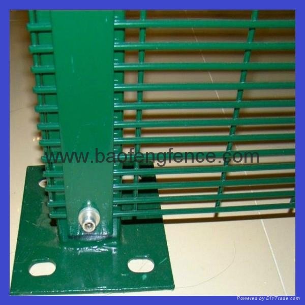 358 High Security Fence 358 Mesh Fence 358 Welded Mesh Panel Fence  3
