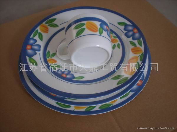 melamine dinnerware