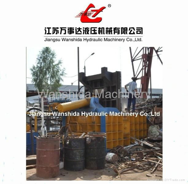 hydraulic metal baling machine