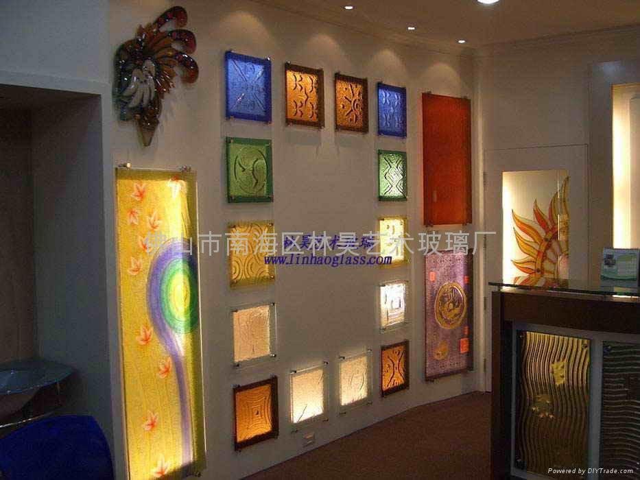 engraved glass wall 5