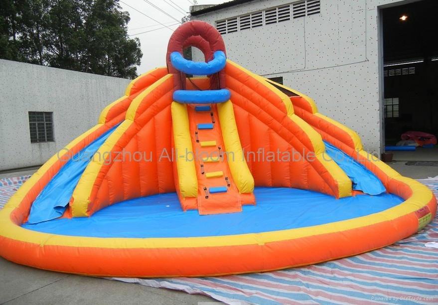 inflatable water slide with pool 3