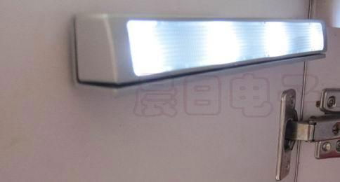 新款LED震動感應燈 衣櫃燈櫥櫃燈 3