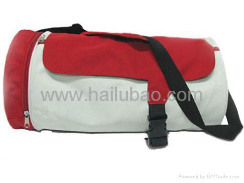 duffles bags/travelling bags 3