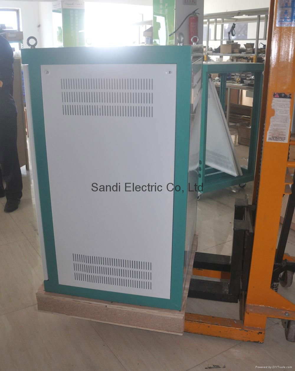 SANDI solar power inverter factory