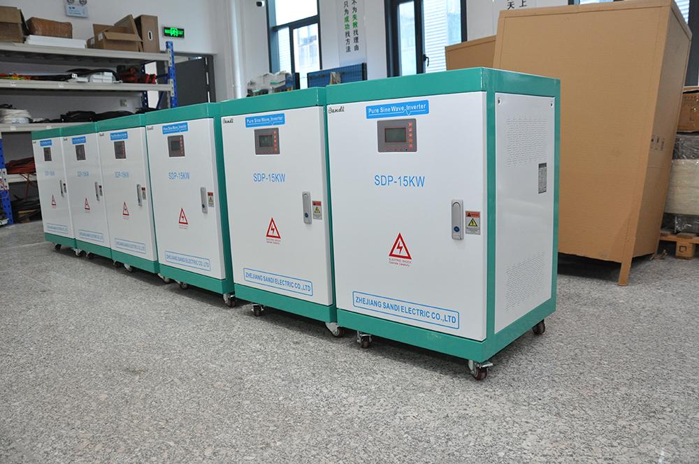 光伏太陽能三相離網逆變器15KW帶工頻隔離變壓器支持感性負載 3