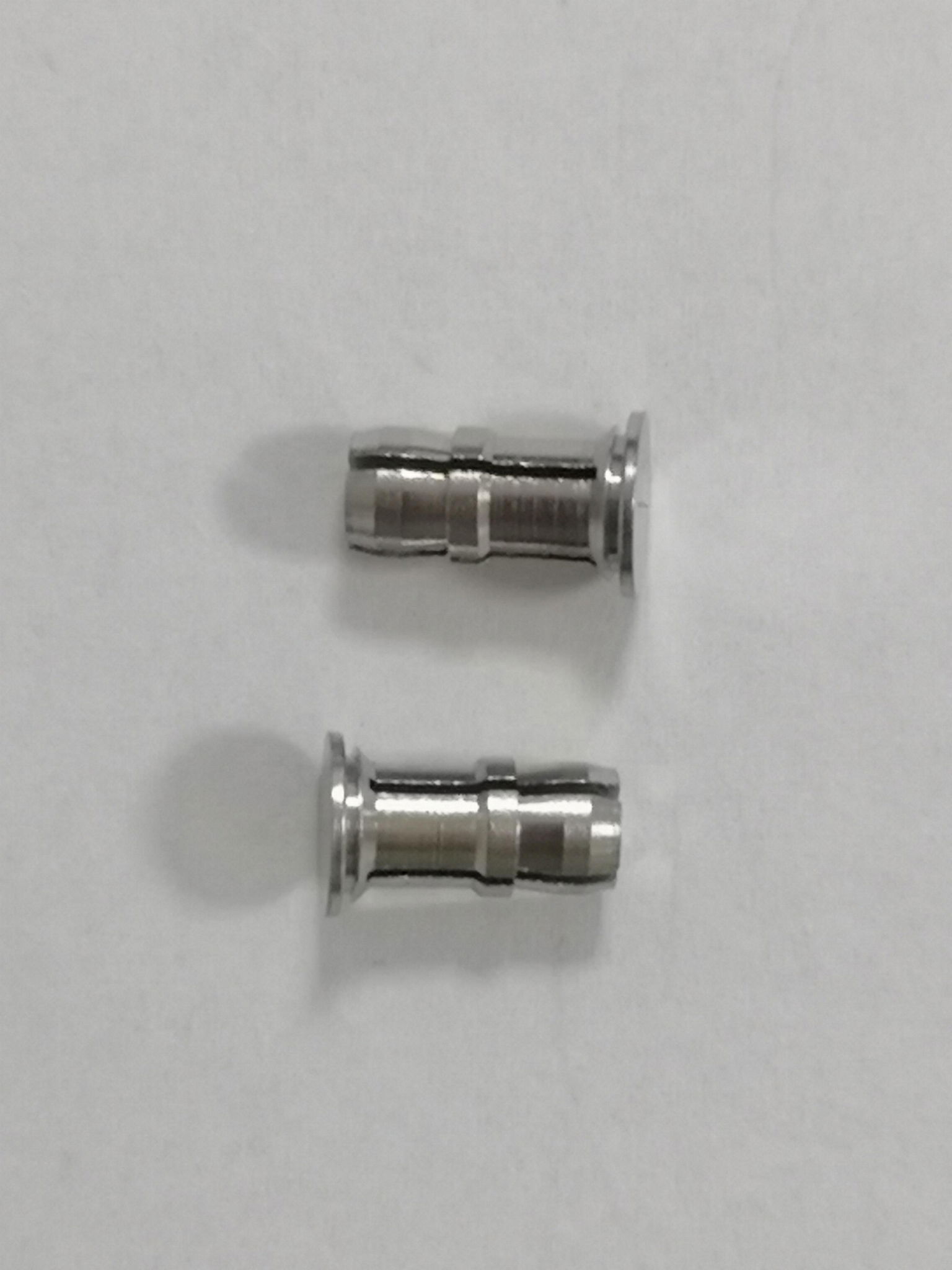 SSS-4MM-8 SPRING-TOP STANDOFFS Self-Clinching Spacers 4
