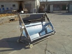 Automatic tracking solar concentrator collectors