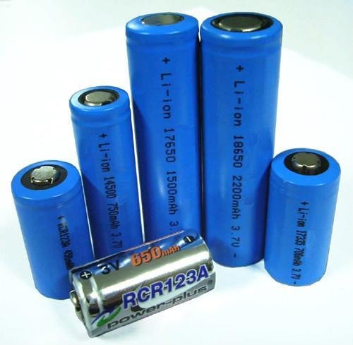 Lithium Ion Batteries with 3.7V 1400mAh 500 times cycle life 4