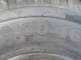 輪胎 900-16 3