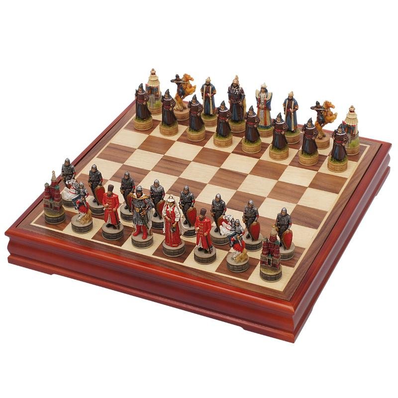 Portrait  chess set 4
