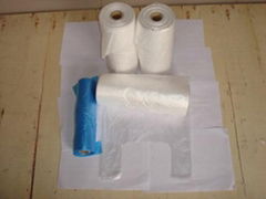 HDPE T-shirt bag on roll